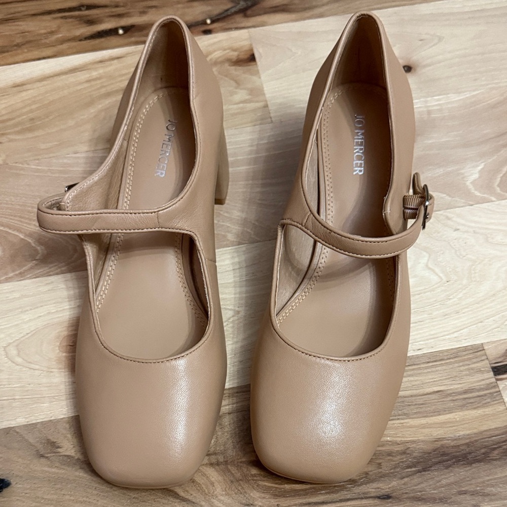 Jo Mercer Tan Mary Jane Heels NWOT